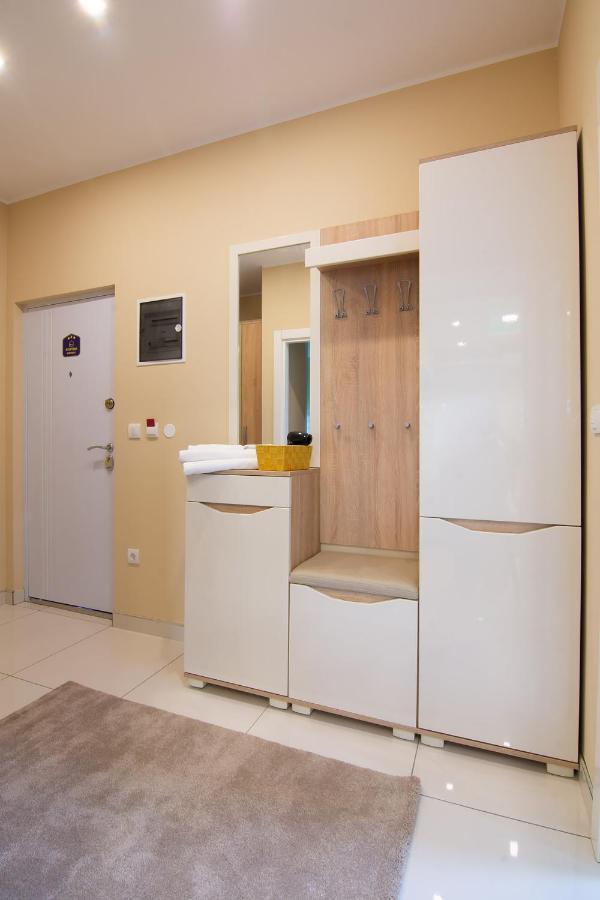 Jana Apartmani เบลเกรด ภายนอก รูปภาพ